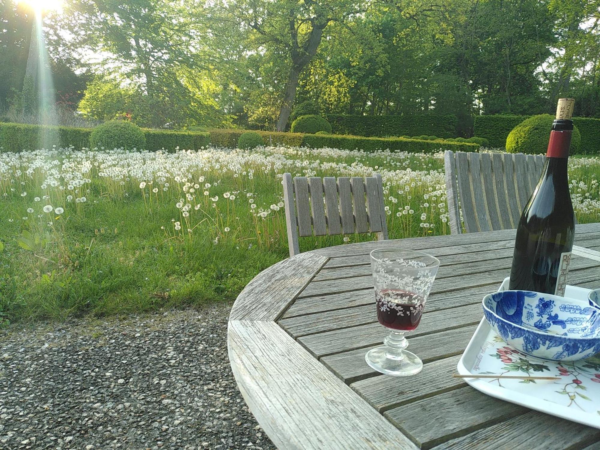 La Taille De Biou Bed and Breakfast Huisseau-sur-Cosson Exteriör bild